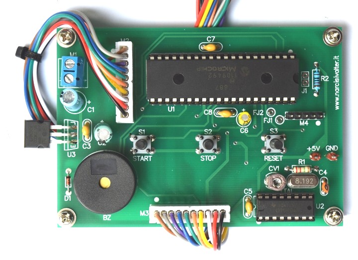 Scheda MAIN del Cronometro Millesimale con PICmicro